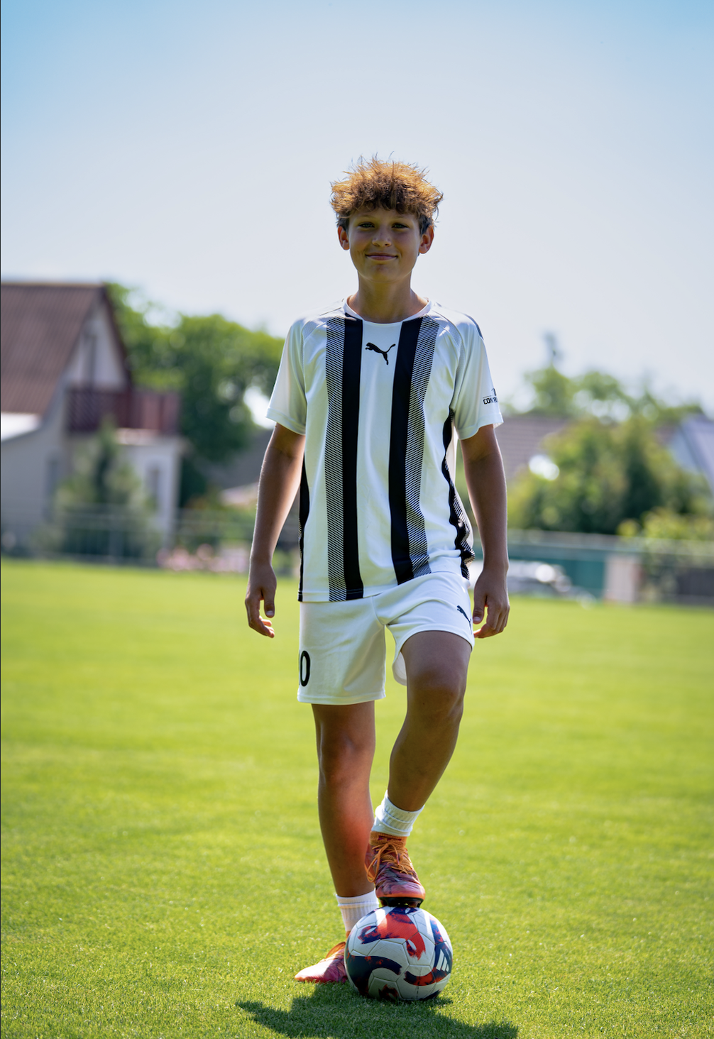 U15